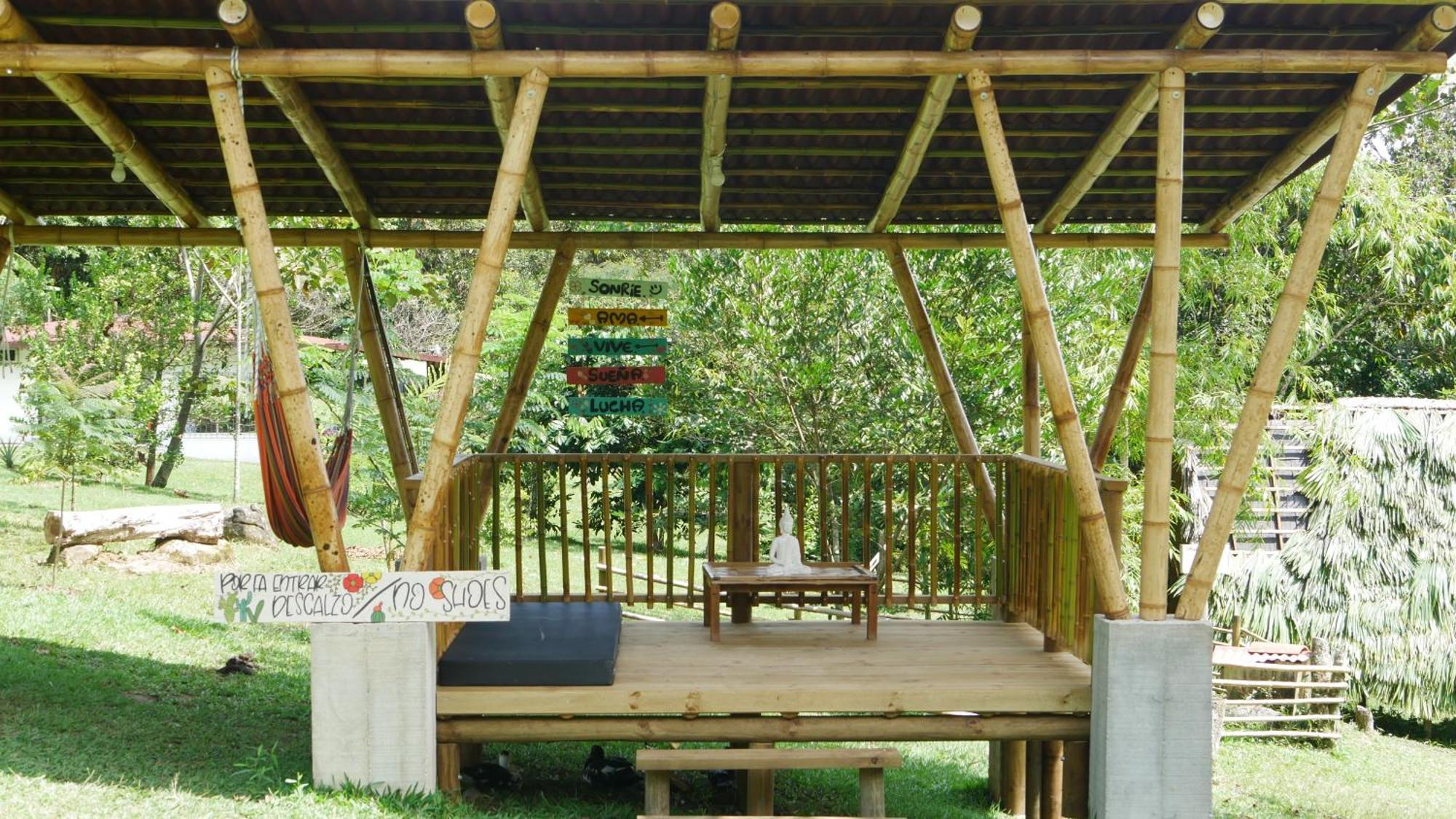 La Perla Negra - Black Pearl Eco Hostel Сан-Рафаэль Экстерьер фото